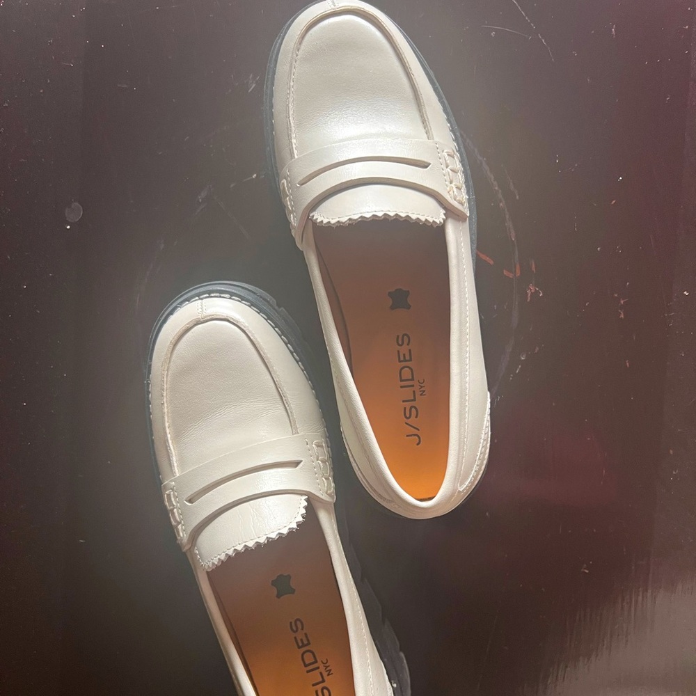 J/Slides NYC Leather Upper White and Black size 6M